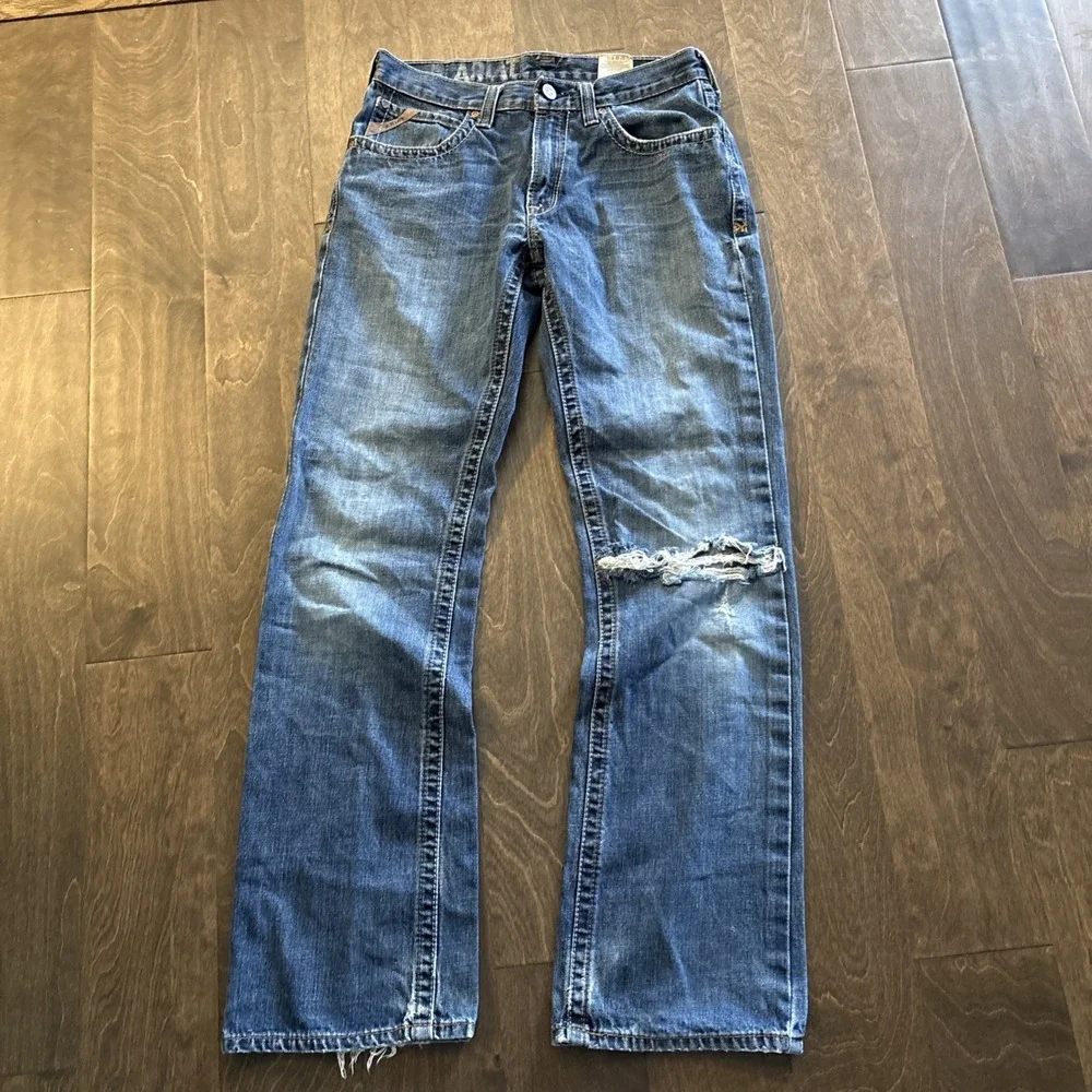 Ariat M5 Straight Fit Men's Jeans Size 31/34 Ripped Knee